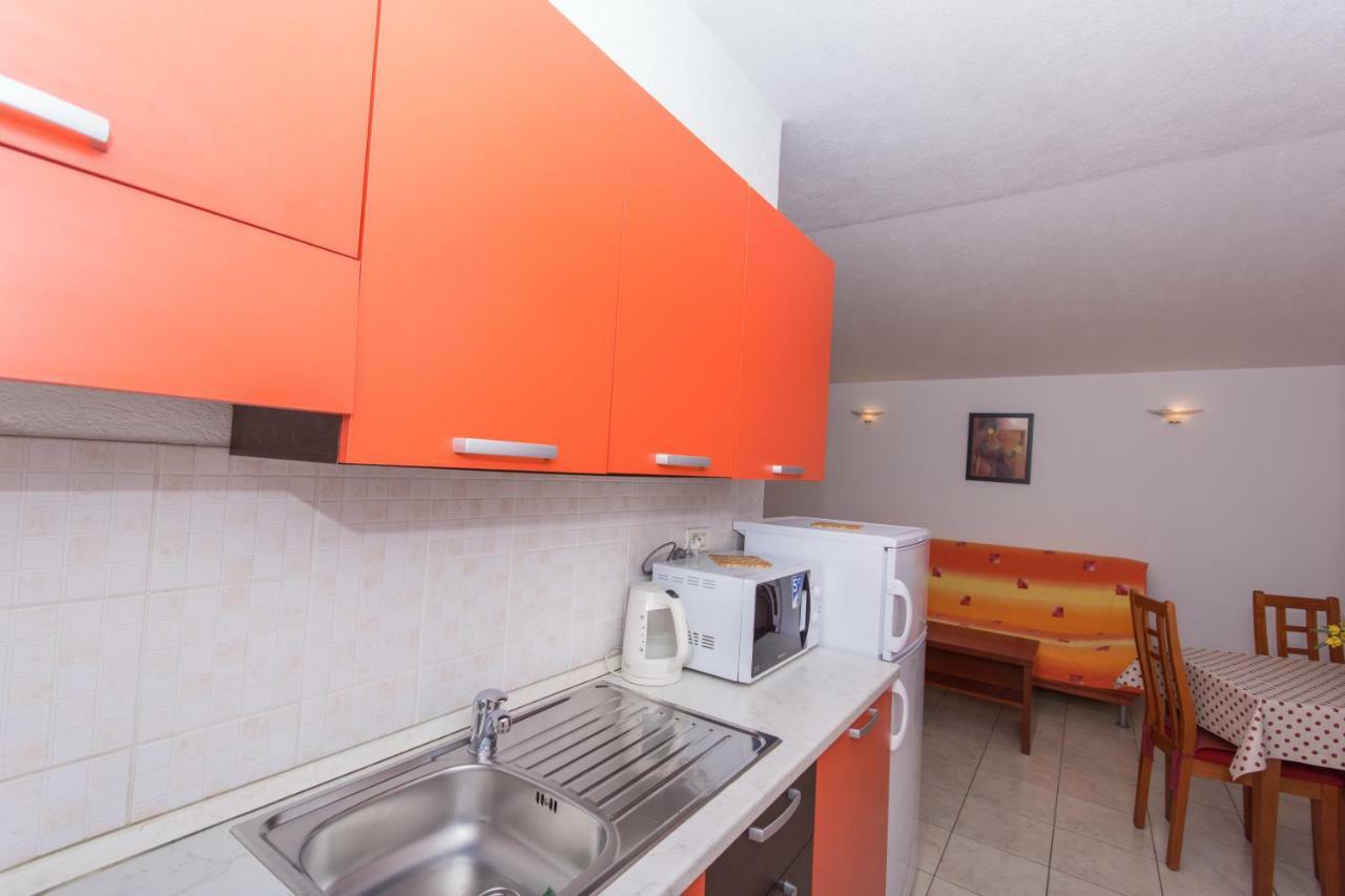 Apartments Fumija トロギール エクステリア 写真